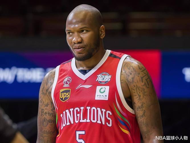 马利斯·斯贝茨：被库里称赞的中锋，十年辗转多支NBA球队？